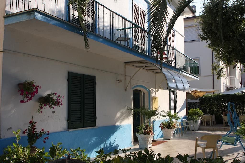 Hotel Ornella Lido di Camaiore Exterior foto